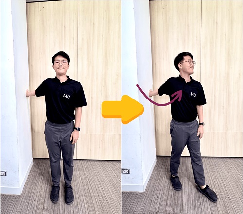 รูปที่ 2: แสดงท่ายืดกล้ามเนื้อต้นแขนด้านหน้า (wall biceps stretching exercises)